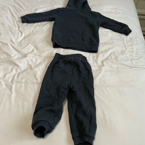 *SOLD* Nike Outfit Lot - Picture 6 of 9